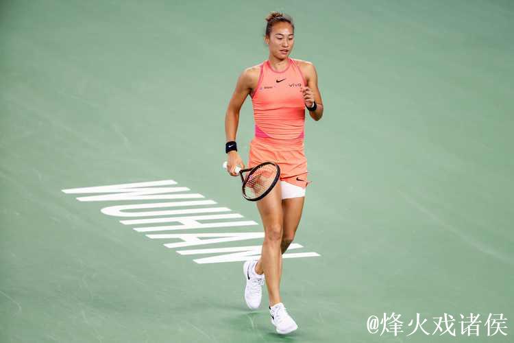 武网郑钦文1-2遗憾收获亚军 萨巴伦卡喜提三连冠