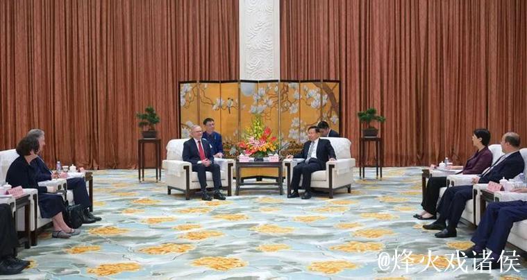 王晓晖施小琳出席2026澳网亚太区外卡赛落地成都宣布仪式